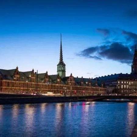 Executive Harbour Penthouse *