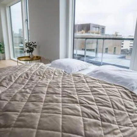 Executive Harbour Penthouse