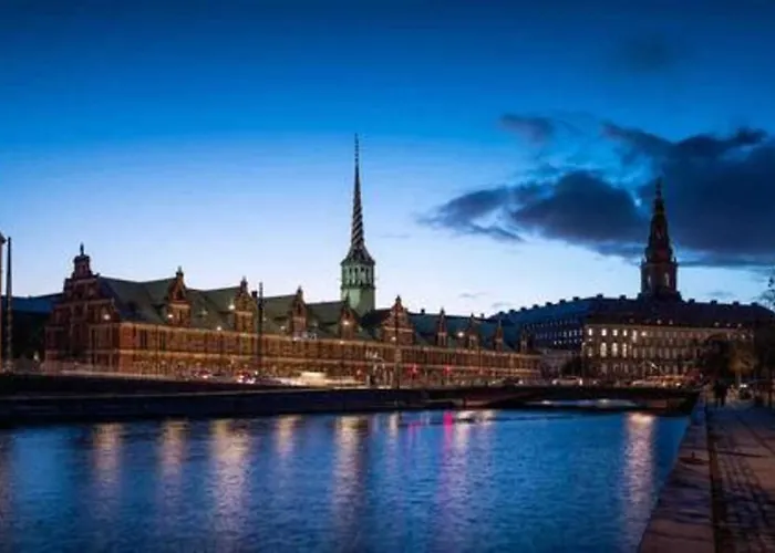 Executive Harbour Penthouse *